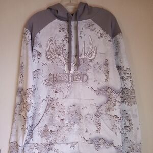 Red Head Brand Co. Camo Pullover hoodie with logo in men's size small